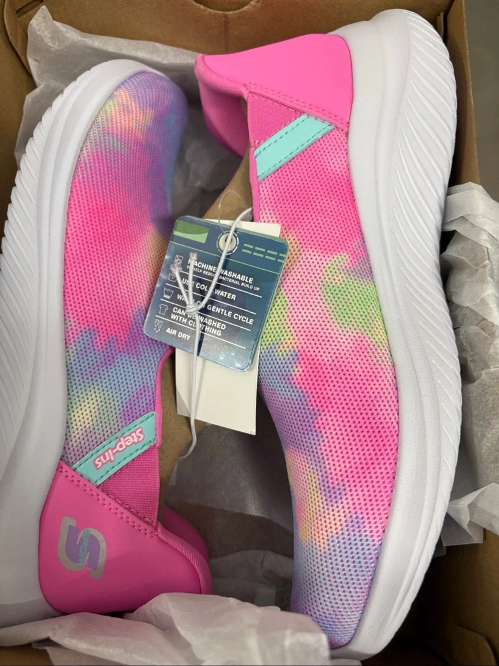Skechers Kids Slip-On Sneakers in Pink Multi Rainbow - Picture 7 of 12